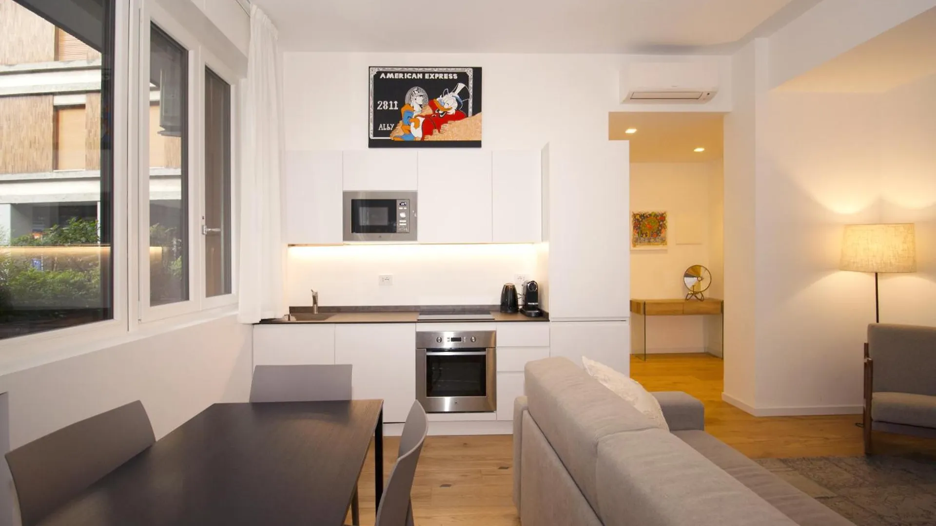 Apartment Sempione Apt- Citylife - 4 Posti Letto Milan